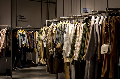 正版服裝店免摳素材下載指南 編號400909712完美應用